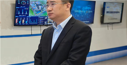 贵州省黔东南州委常委、副州长崔鹏一行莅临美高梅电子官网考察指导